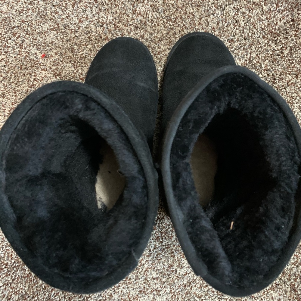 BearPaw Emma Short